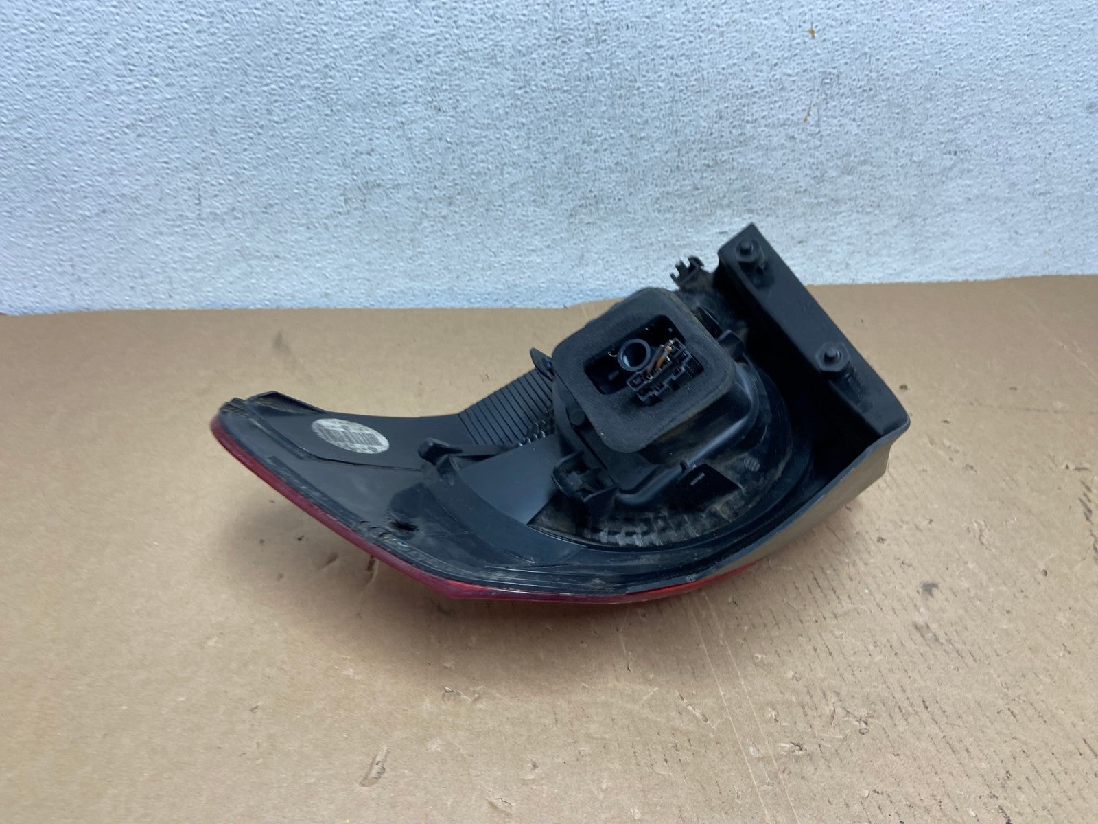 2010 to 2014 Volkswagen Golf & GTI Hatchback Left Side Tail Light AD7985 LK5