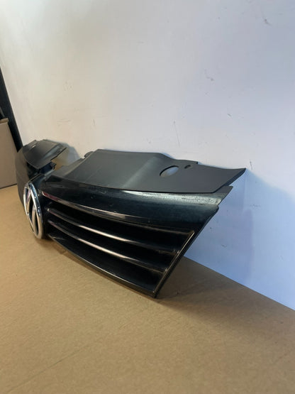 2011 to 2014 Volkswagen Jetta Sedan Front Upper Grille Grill ag9843 DG1
