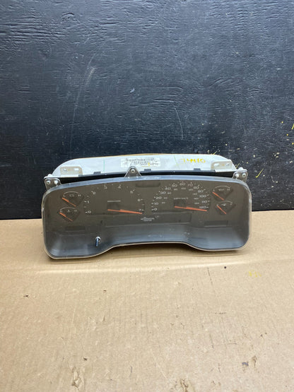 2004 Dodge Dakota Instrument Speedometer Gauge Cluster OEM T4470 DG0