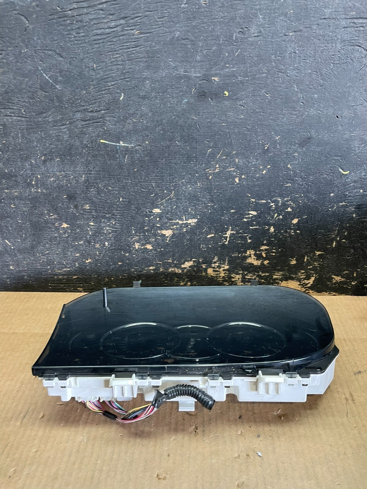 2005 to 2010 Toyota Avalon Cluster Gauge Speedometer AB2868 DG5