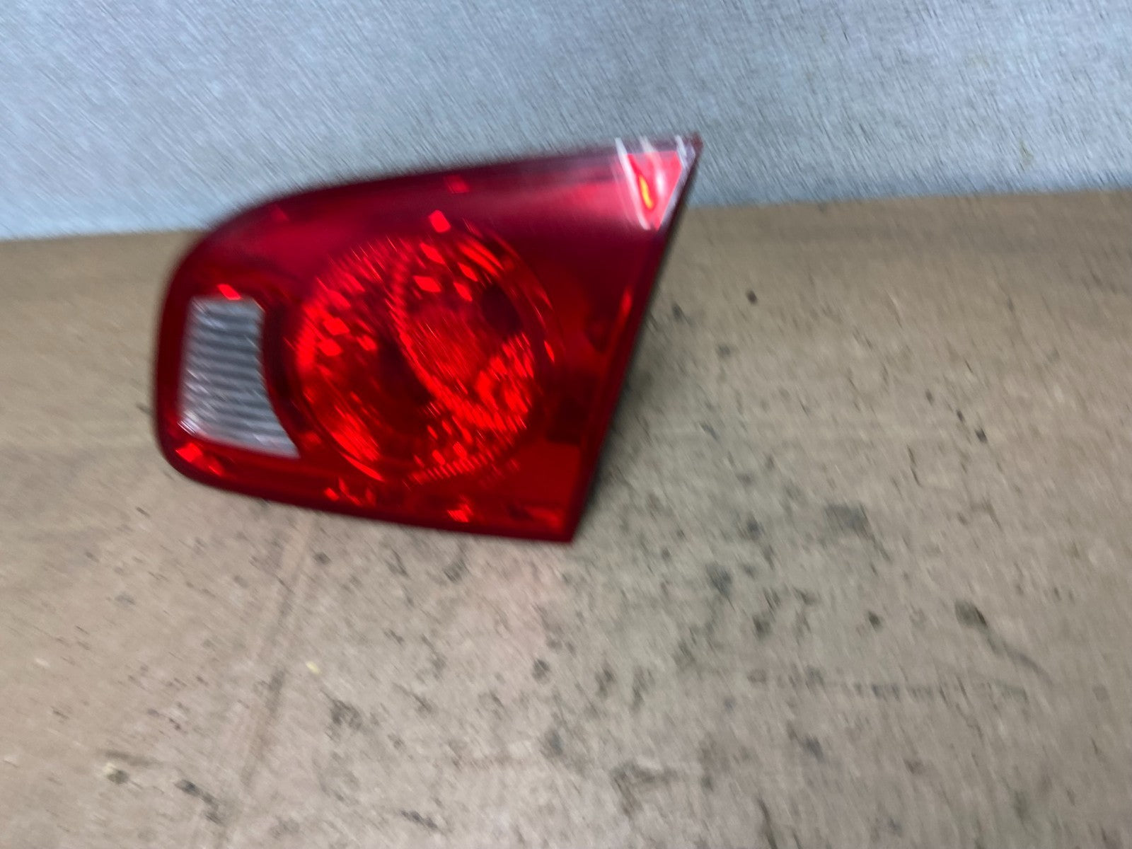 2007 2008 2009 Hyundai Santa Fe Right Passenger Tail Light Inner Oem Y7139 DW1