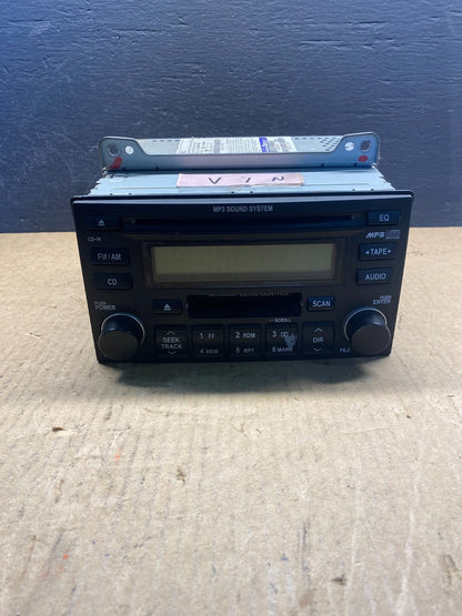 2006 - 2008 Kia Sedona Entourage Radio Stereo Receiver AM FM CD Player ac7106 DG0