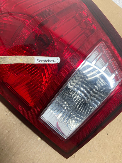 2007 2008 2009 2010 Jeep Grand Cherokee Right Passenger Tail Light Oem AC1125 DW3