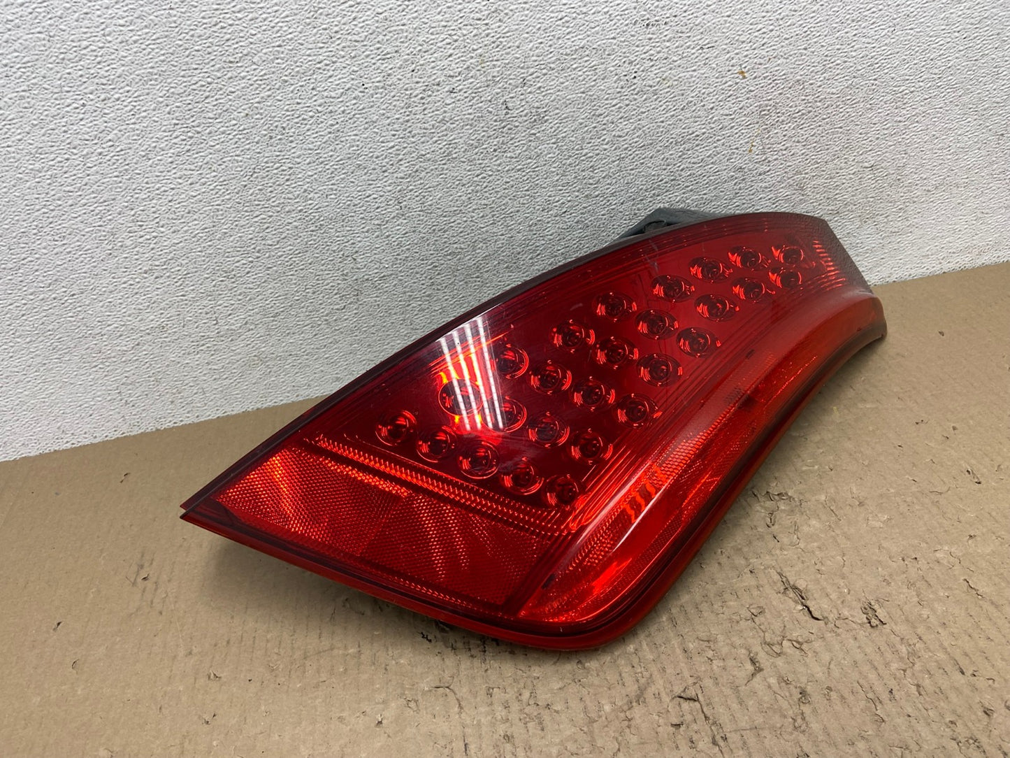 2006 to 2007 Nissan Murano Right Passenger Rh Side Tail Light AF2883 LK0