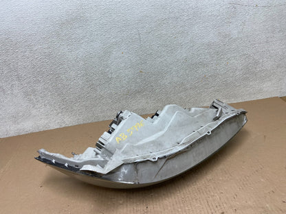 2005 to 2006 Toyota Camry Left Driver LH Halogen Headlight AB5996 DW7