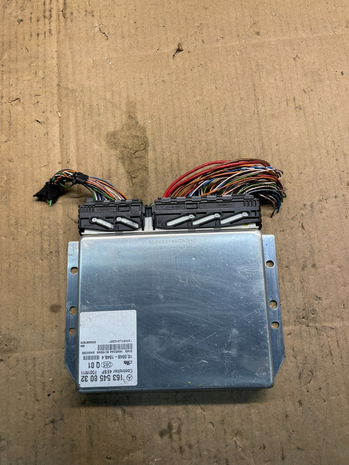 2000 to 2003 Mercedes ML-Class ML320 ABS  Control Module 1635458032 w7207 DG0