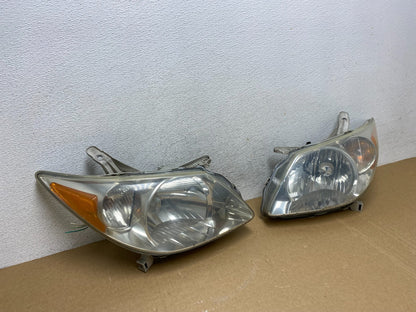 2005 to 2008 Pontiac Vibe Left+Right Side Headlights Halogen AF9906 DW2