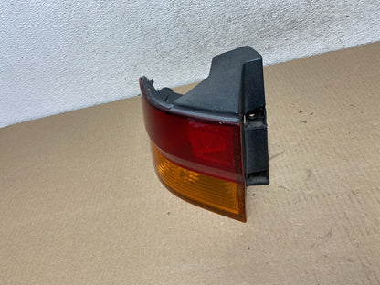 2002 2003 2004 Honda Odyssey Left Driver LH Side Tail Light AG5860 DW1