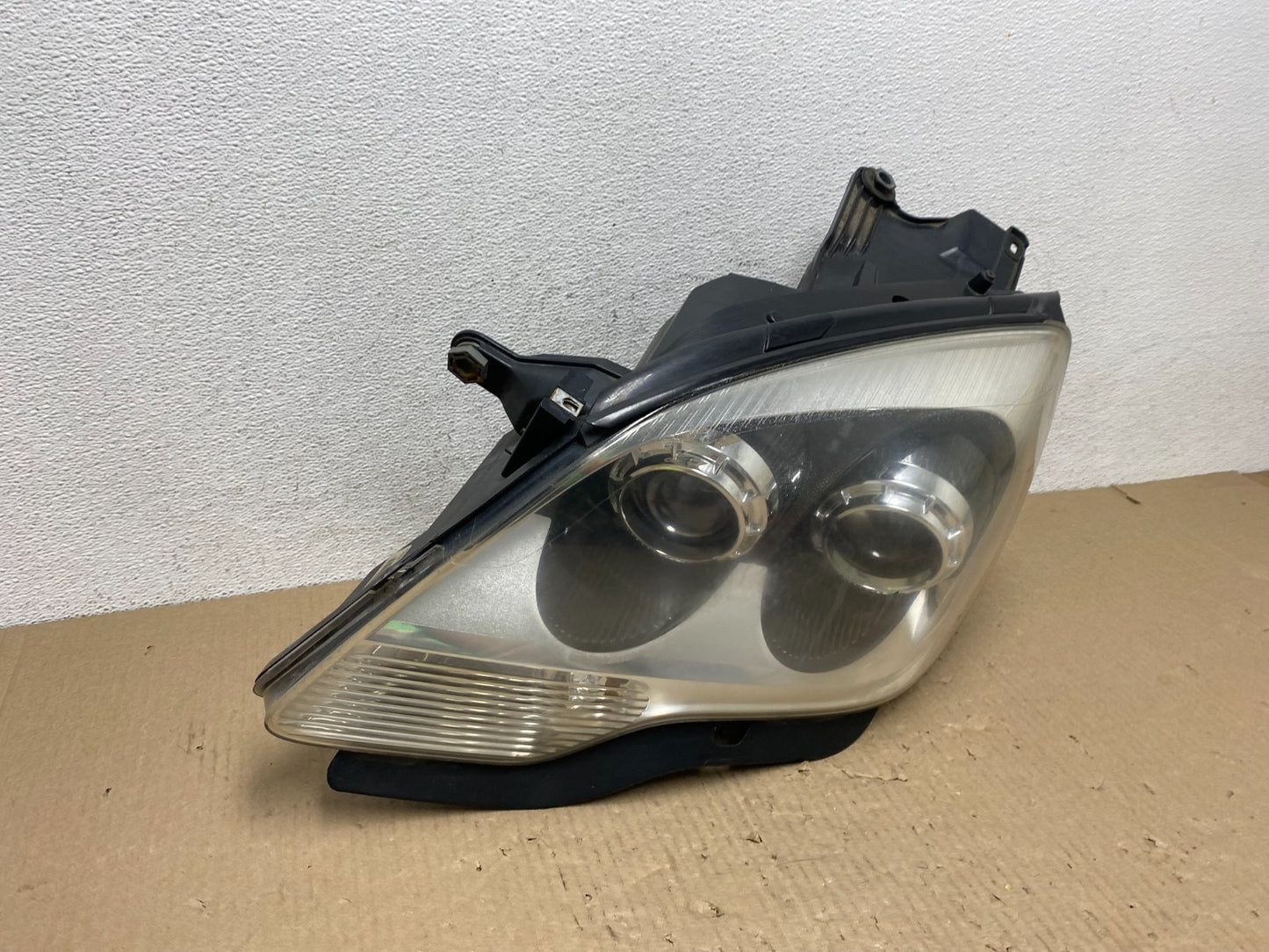2007-2012 Gmc Acadia Xenon HID Headlight Left Driver LH Side AE9699 DW2