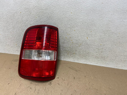 2004 to 2008 Ford F150 F-150 Left Driver LH Side Tail Light AH7667 LK2