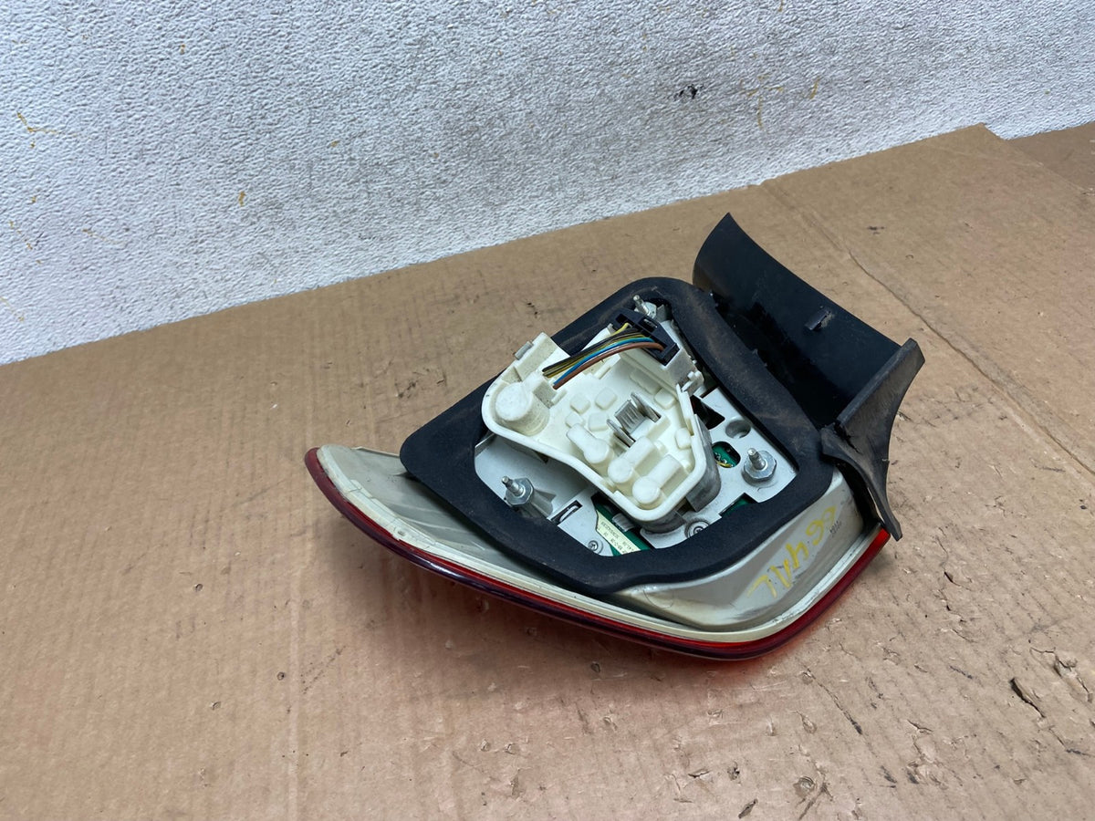 2009 2010 BMW 323i 325i 328i 335i 3 Series Left Driver Tail Light AI5585 LK5