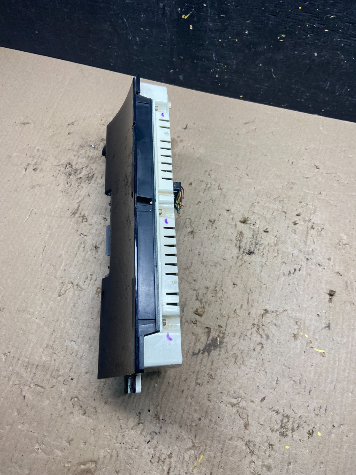 2003 2004 2005 Lincoln Town Car Speedometer Gauge Cluster Q7190 DG4