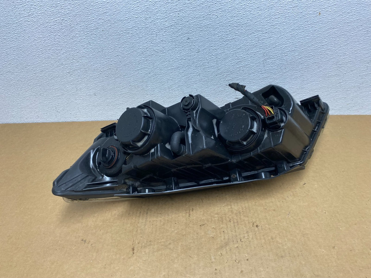 2009 to 2010 Hyundai Sonata Right Passenger RH Side Headlight Halogen AC1782 DW5