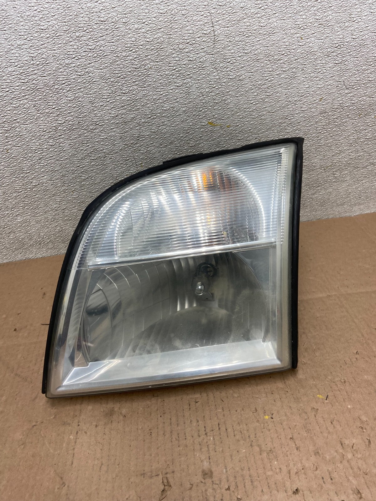 2006-2010 Mercury Mountaineer Left Driver LH Side Halogen Headlight Y2594 DW0