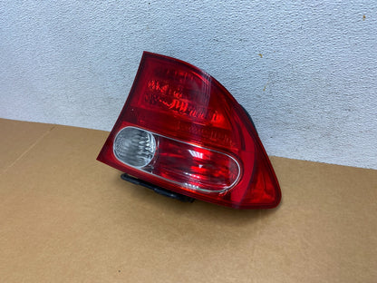 2006 2007 2008 Honda Civic Right Passenger Rh Side Tail Light AD8855 DW1