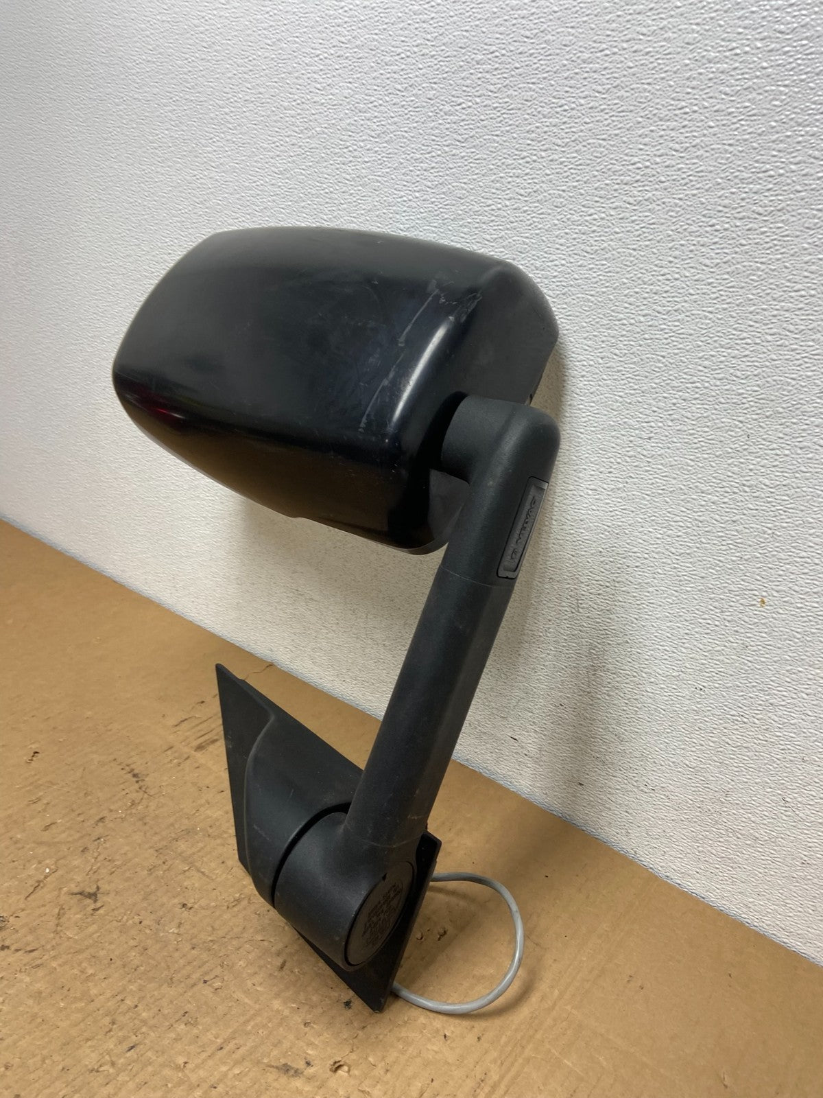 2009 to 2018 Chevrolet Express G3500 G4500 Left Driver LH View Mirror AC8315 DG1