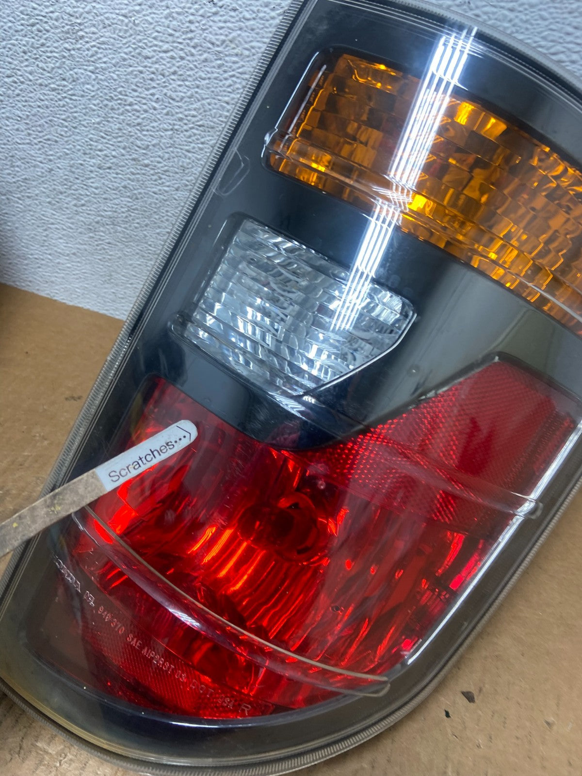 2006 to 2008 Honda Ridgeline Left+Right Side Tail Lights AE2831 DW4