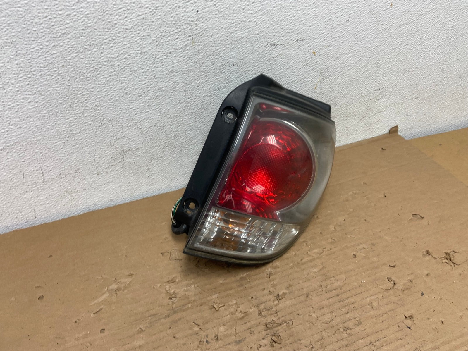 2001 2002 2003 Lexus Rx300 Right Passenger Rh Side Tail Light AD4302 LK2