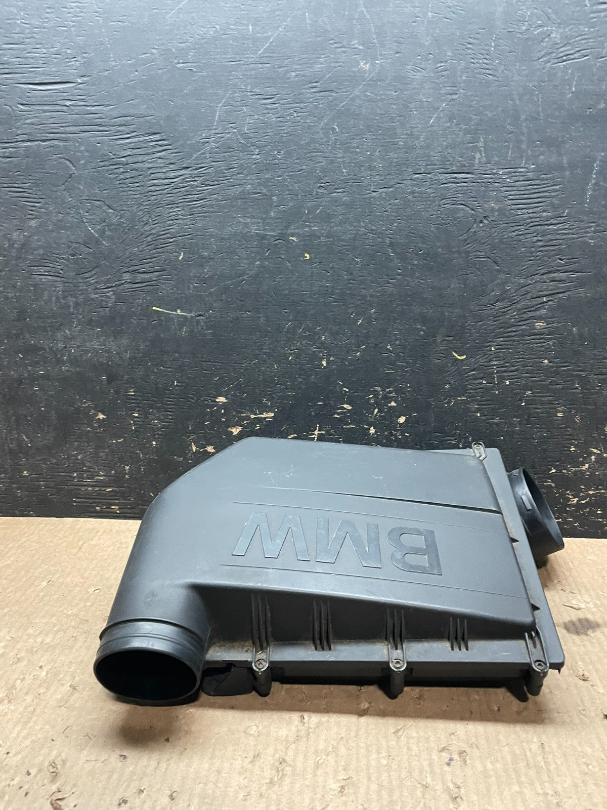 2008 - 2010 BMW X6 Air Intake Cleaner Filter Housing OEM Z3365 DG3