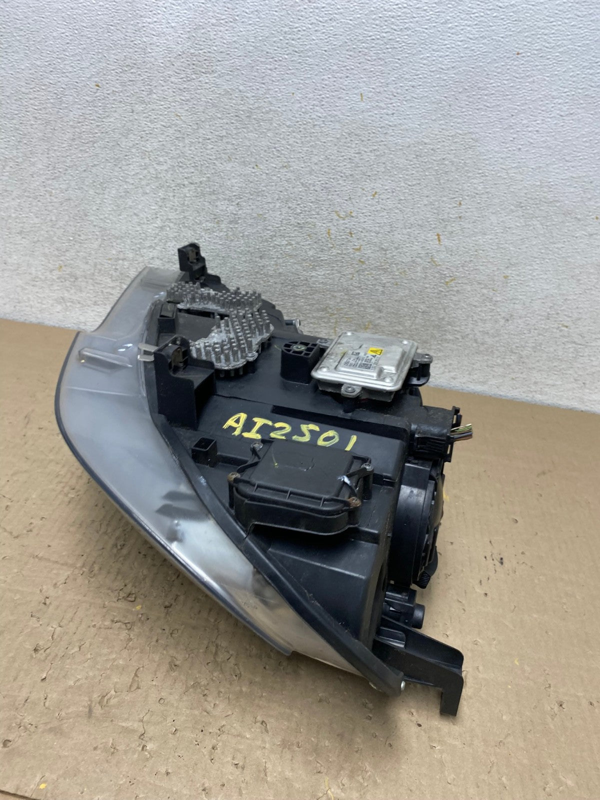 2011 to 2013 BMW X5 Right Passenger RH Side Headlight Xenon HID AI2501 LK7