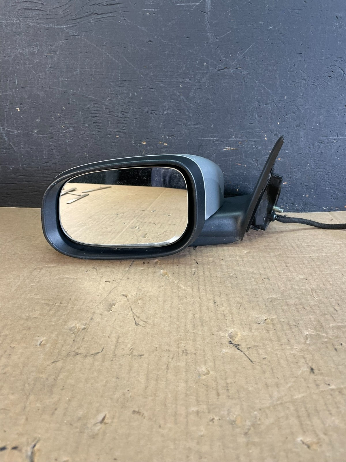 2007 - 2011 Volvo S60 Left Driver LH Front Door View Mirror AF5389 DW9