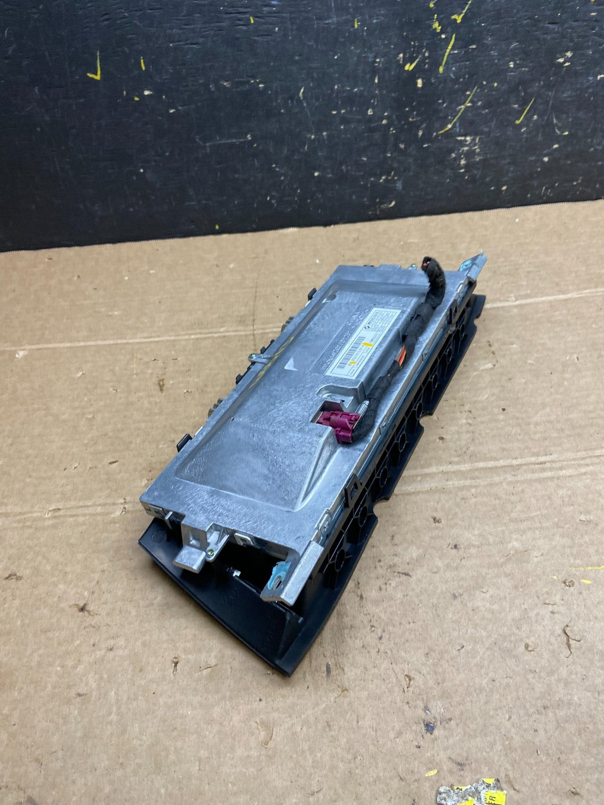 2013-2015 BMW F01 740i 750i Central Information Display Monitor Screen w6563 DG4