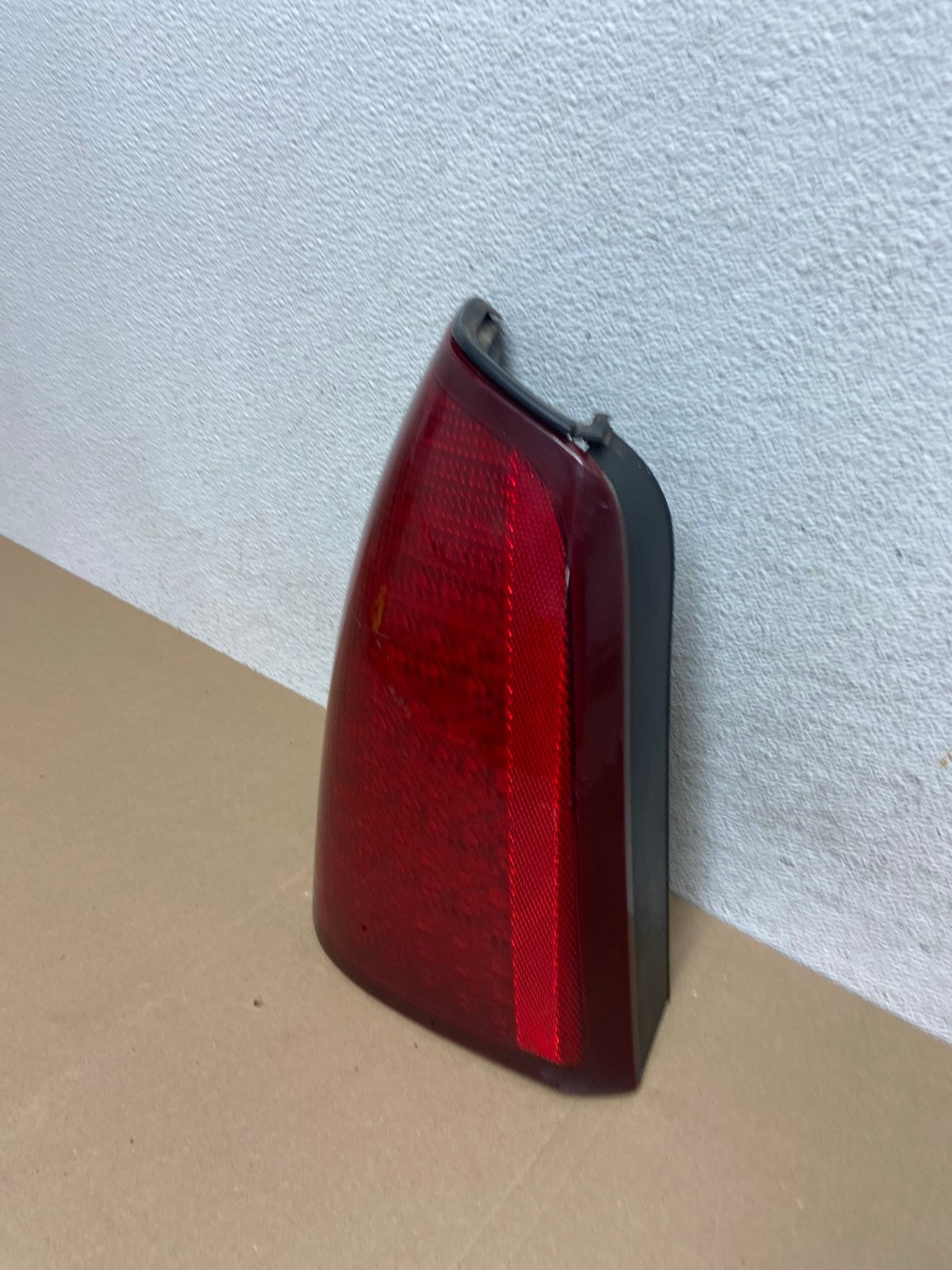 2000 to 2005 Cadillac Deville Left Driver Lh Side Tail Light DEPO AE6625 LK1