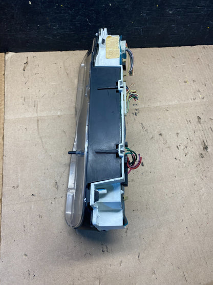 2001 to 2002 Ford Econoline E250 E350 Van Speedometer Instrument Cluster L1651 D3