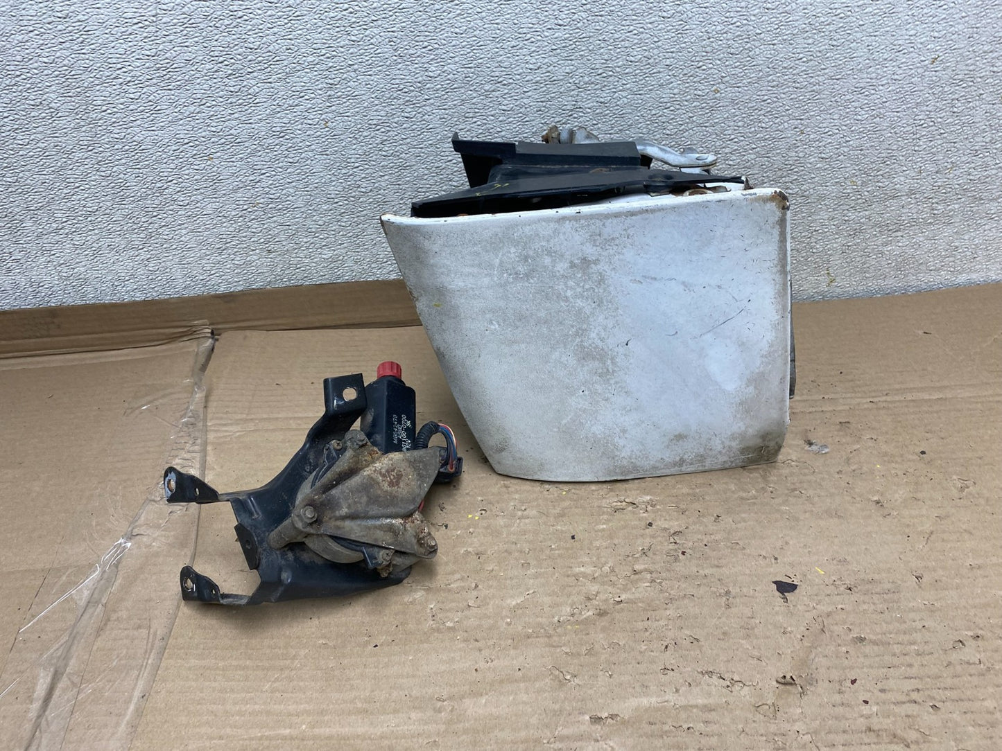 1990 1991 Mitsubishi Eclipse Left Driver LH Headlight U0852 DG9
