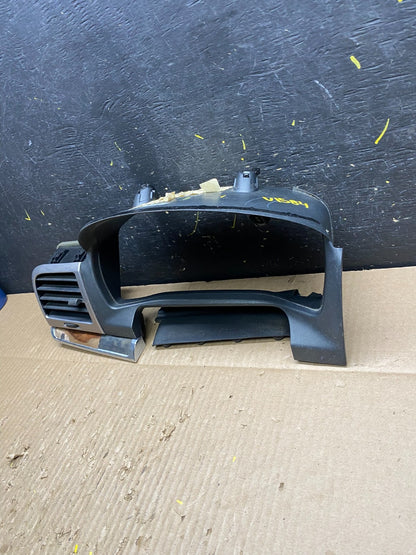 2010 2011 2012 Lincoln MKZ Speedometer Dash Trim Bezel w Air Vent V1584 DG2