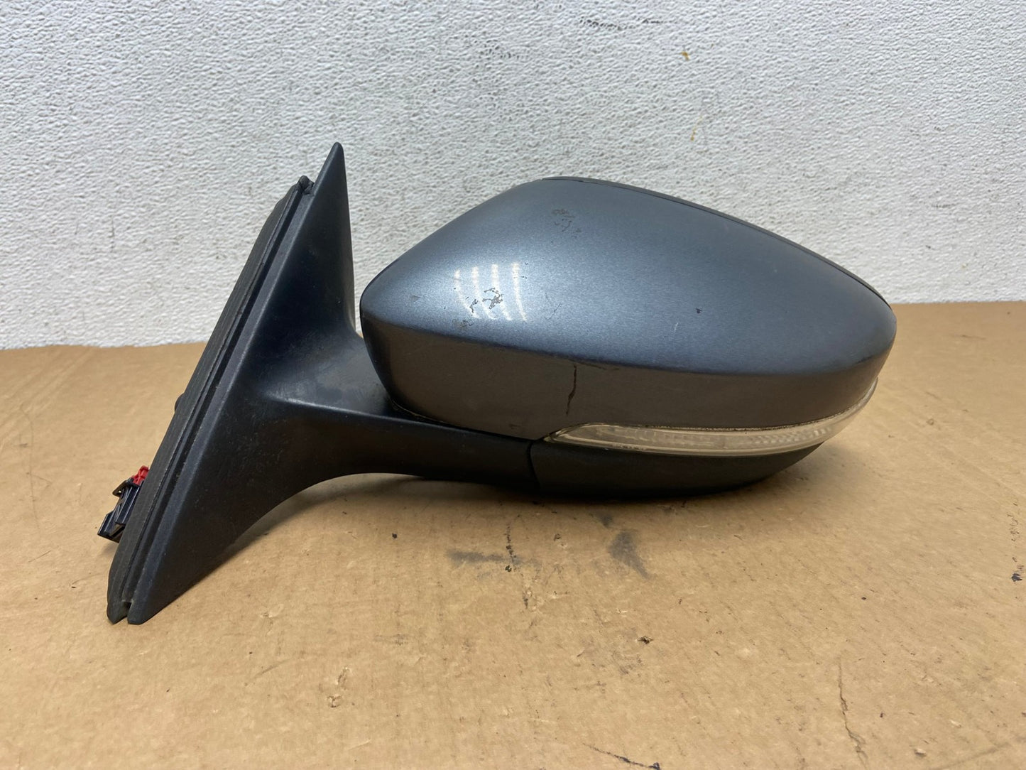 2012 to 2016 Volkswagen Passat Left Driver LH Turn View Door Mirror AD2698 LK0