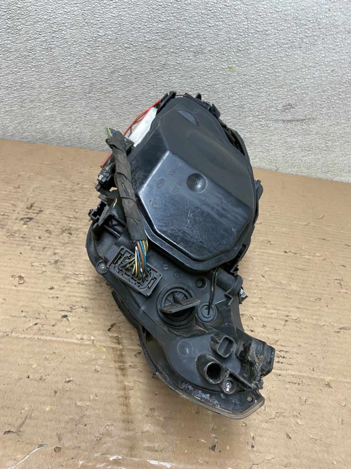 2008 to 2010 Bmw 5 Series 535I 550I AFS Xenon Hid Right Headlight Oem AA9736 DW8