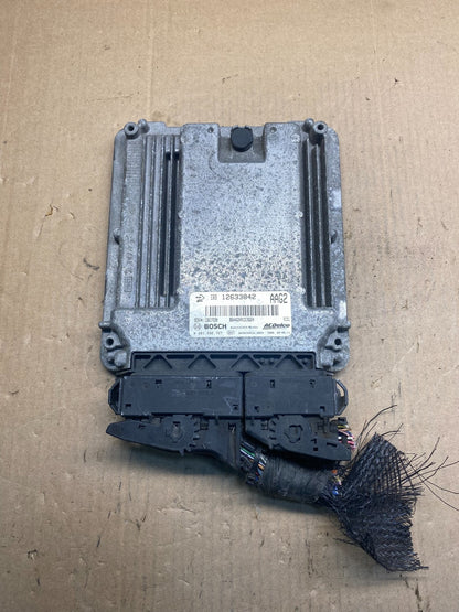 2010 2011 GMC Acadia Traverse Engine Control Module ECM ECU 12633842 AE7738 DW0
