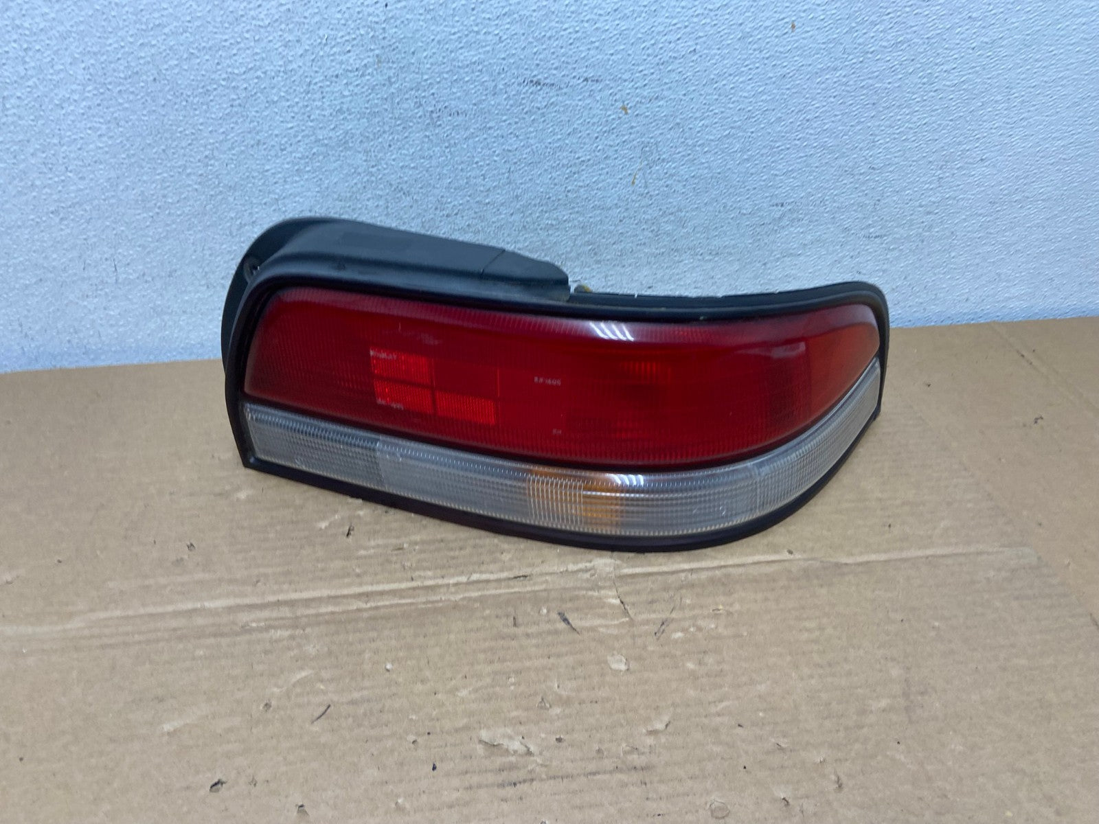 1995 - 1997 Toyota Avalon Right Passenger RH Side Tail Light AD3922 LK0