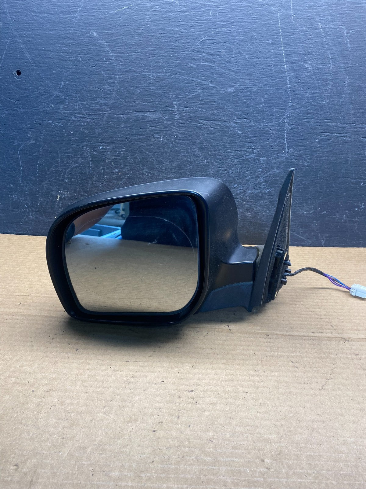 2009 to 2010 Subaru Forester Left Driver Side View Power Door Mirror AF6777 DW9