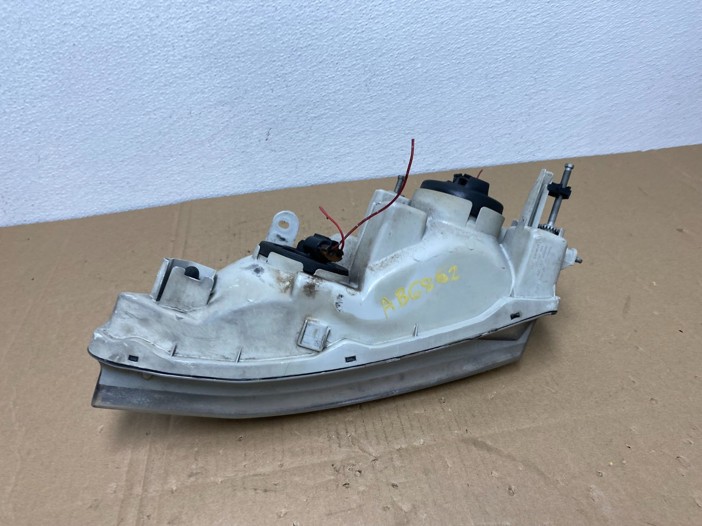 1997-2001 Lexus Es300 Right Passenger RH Headlight Halogen Oem AB6862 DW6