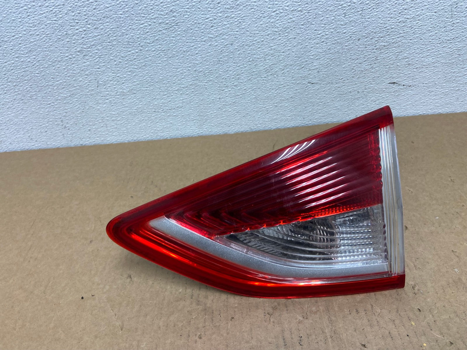 2013 to 2016 Ford Escape Right Passenger RH Side Inner Tail Light OEM AC1233 LK0