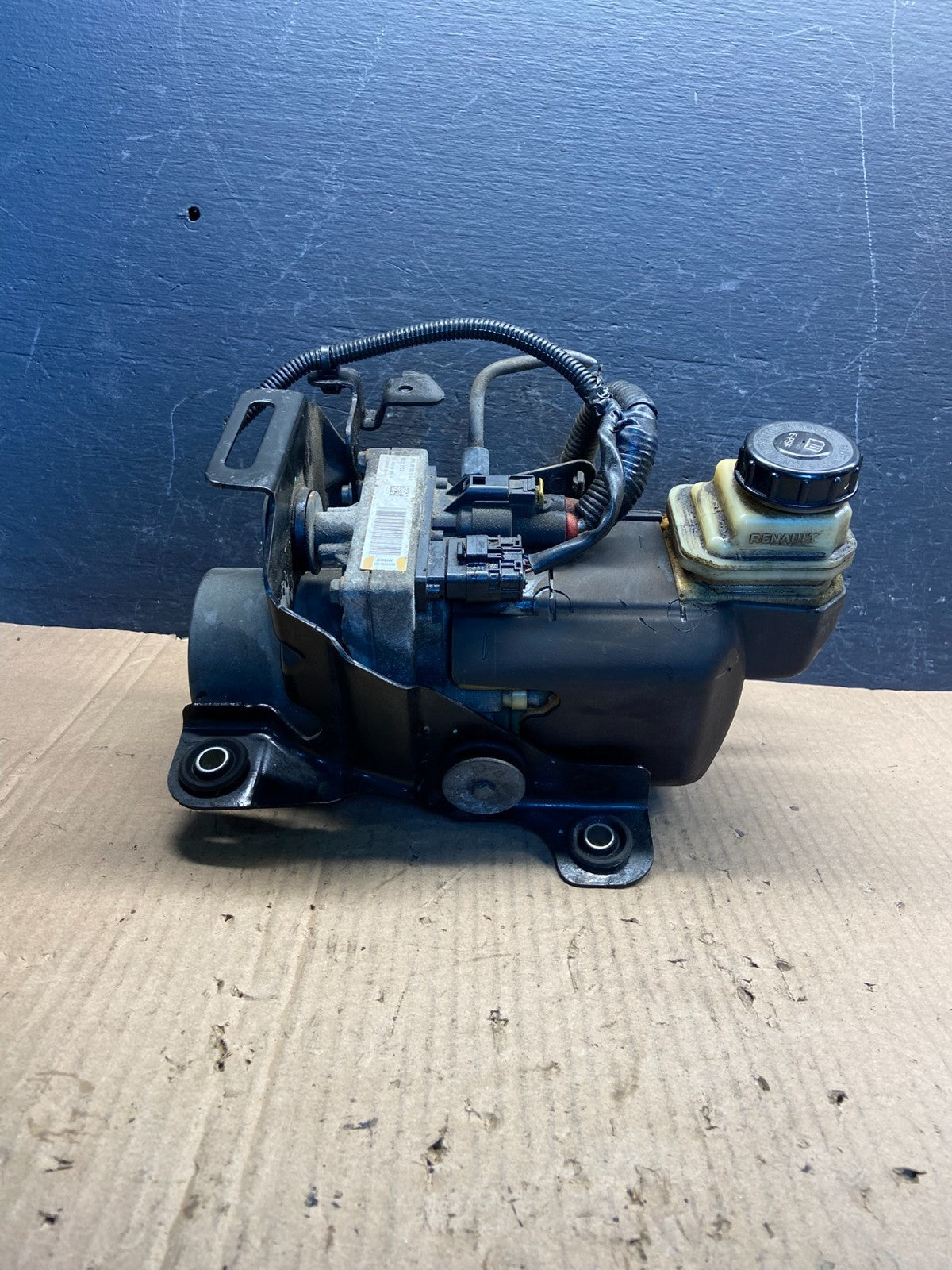 2013 -2016 Nissan Pathfinder Electric Hydraulic Power Steering Pump AE2391 DW1
