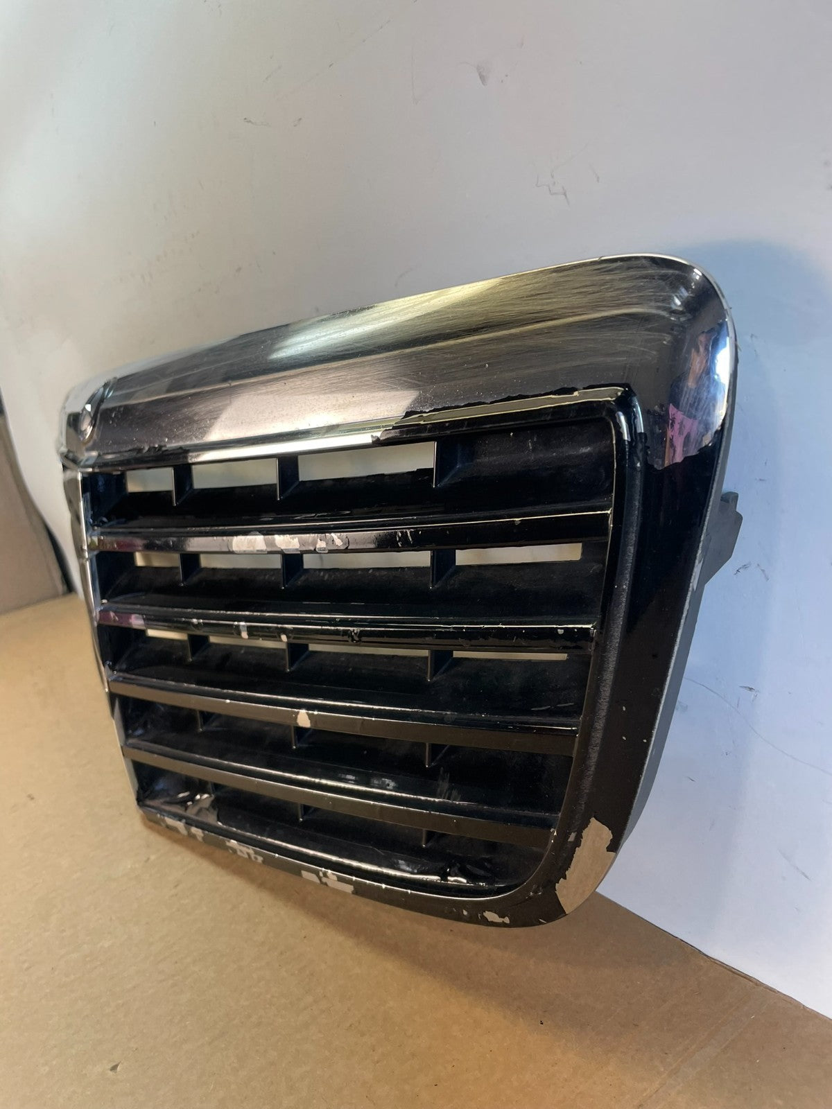 2007 to 2009 Mercedes Benz E-Class Front Upper Grill Grille ag2893 DG1