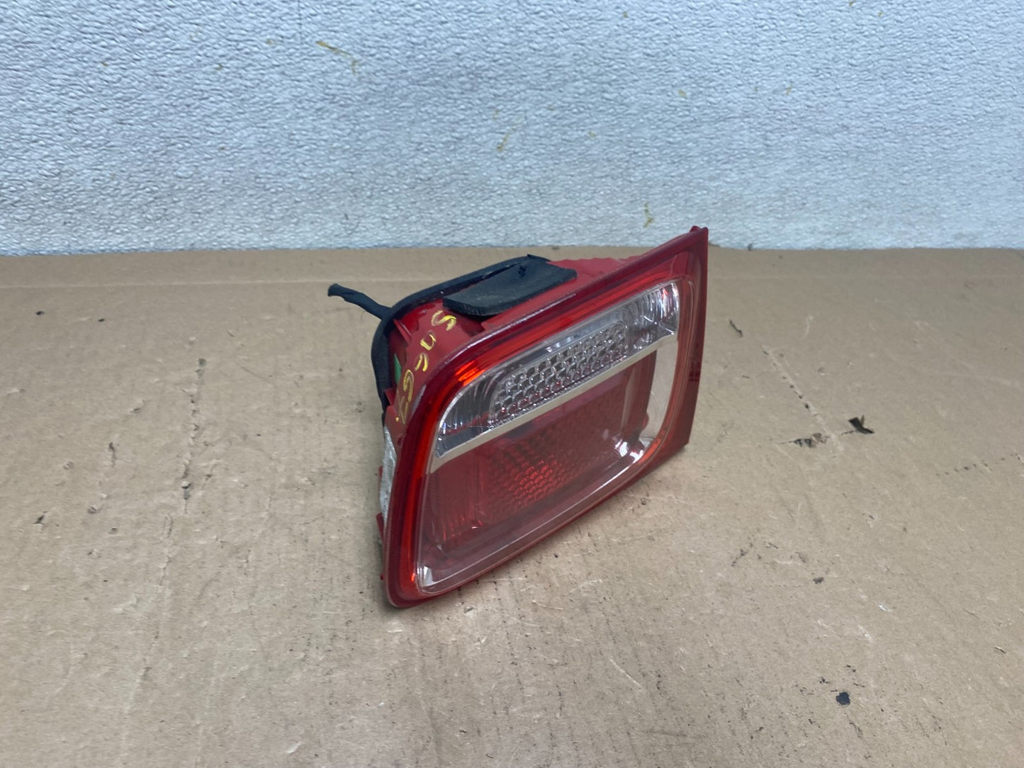 2013-2016 Chevrolet Malibu Left Driver Lh Side Inner Tail Light Oem S0667 DW2