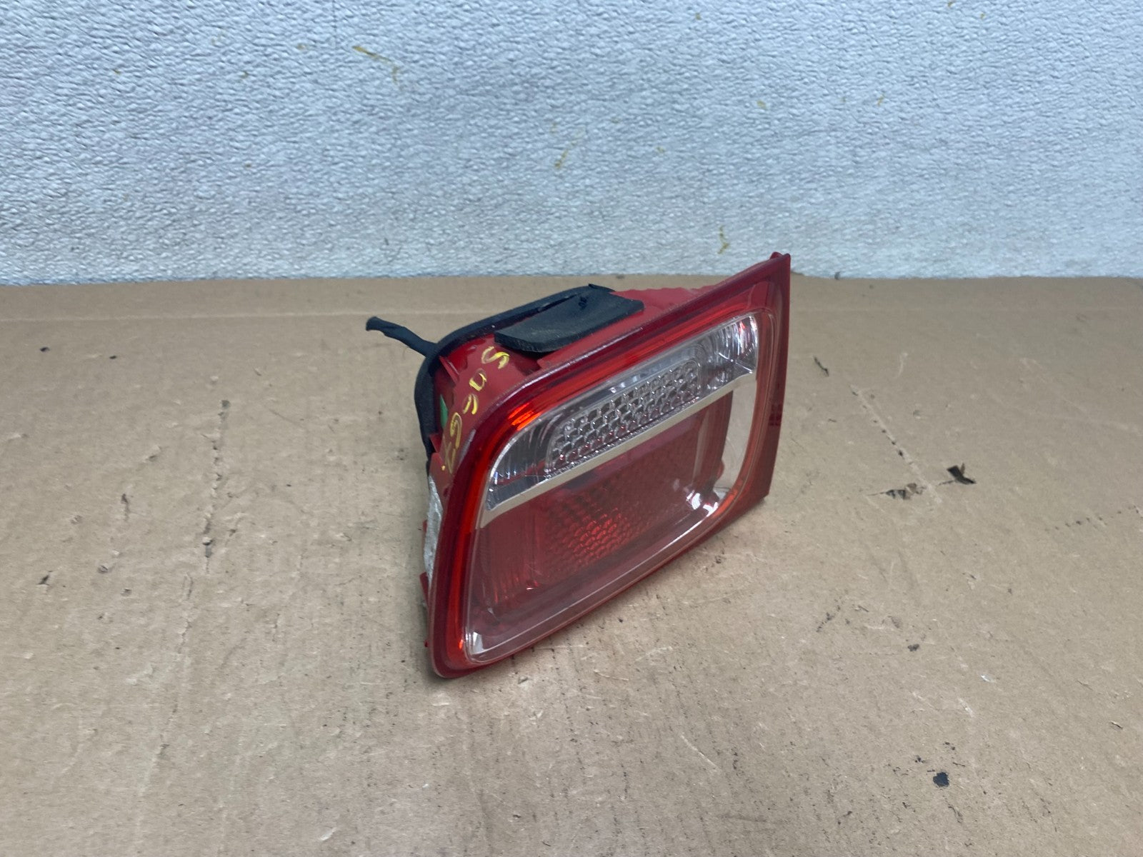 2013-2016 Chevrolet Malibu Left Driver Lh Side Inner Tail Light Oem S0667 DW2