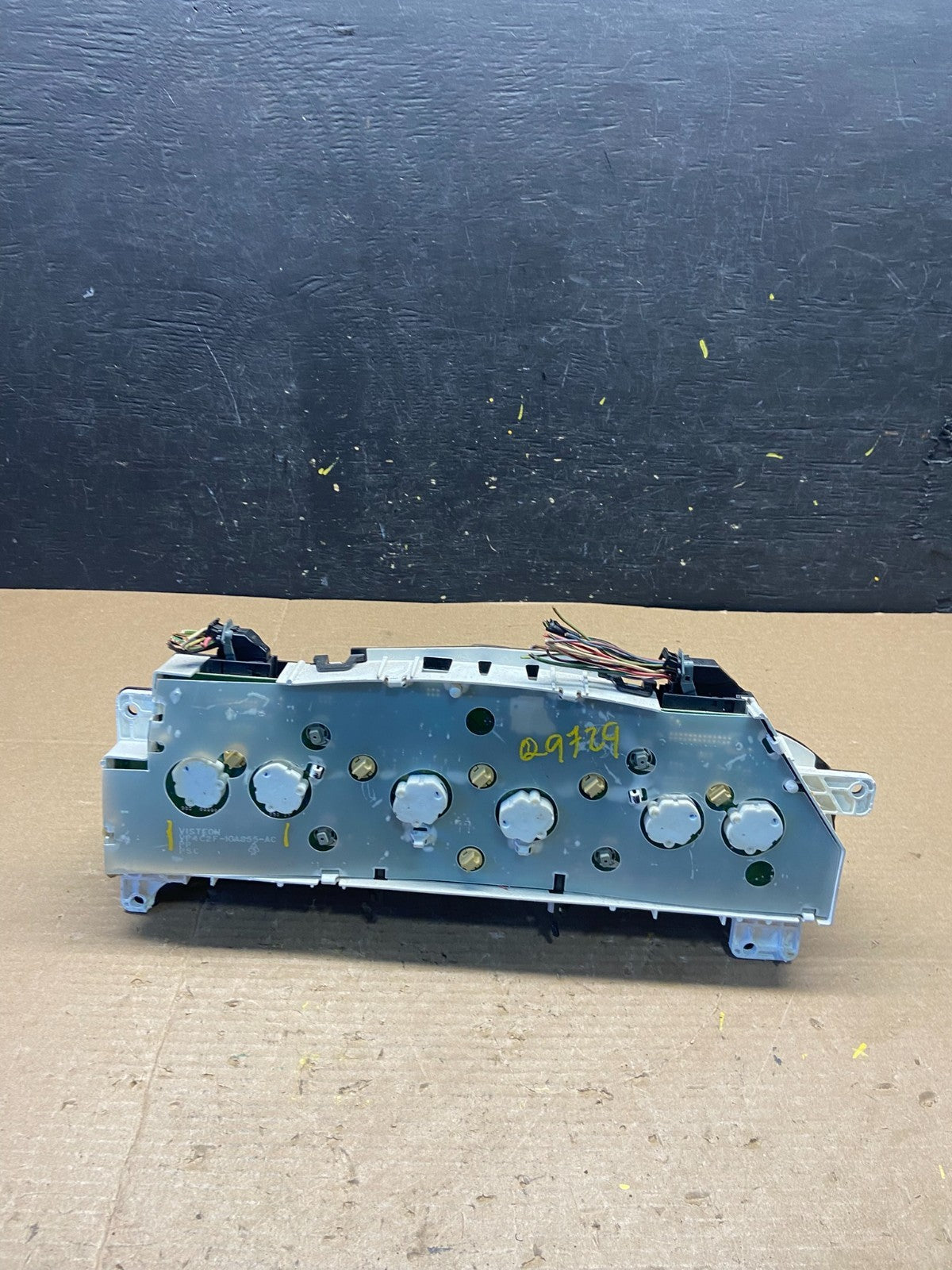 2004 to 2008 Ford E150 E250 E350 Gauge Speedometer Cluster Q9729 DG5