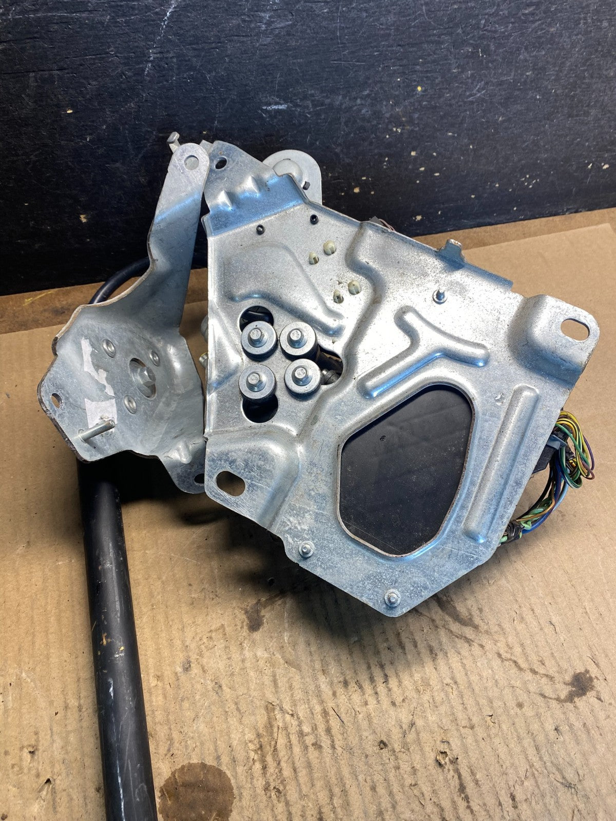 2007 to 2014 Ford Edge MKX Rear Trunk Liftgate Power Motor Actuator OEM z4781 DG5