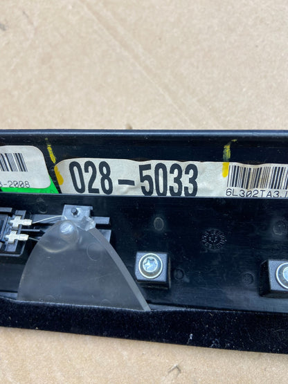 2004 to 2008 Ford F150 Radio Climate Dash Bezel Surround Black AD2091 DG4