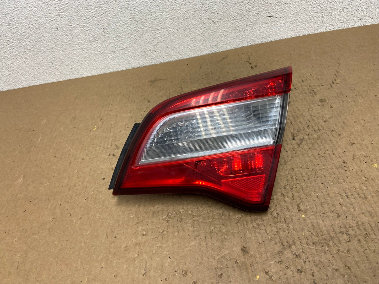 2015 - 2017 Subaru Legacy Right Passenger RH Side Tail Light Inner Oem AC1636 LK0