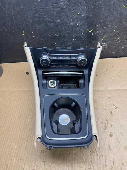 14 to 19 Mercedes CLA250 A/C Heater Climate Control Module A2469003916 V1451 PS0