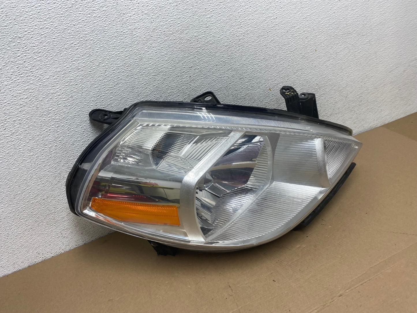2008 to 2012 Nissan Versa Headlight Right Passenger Rh Side AF4359 LK2