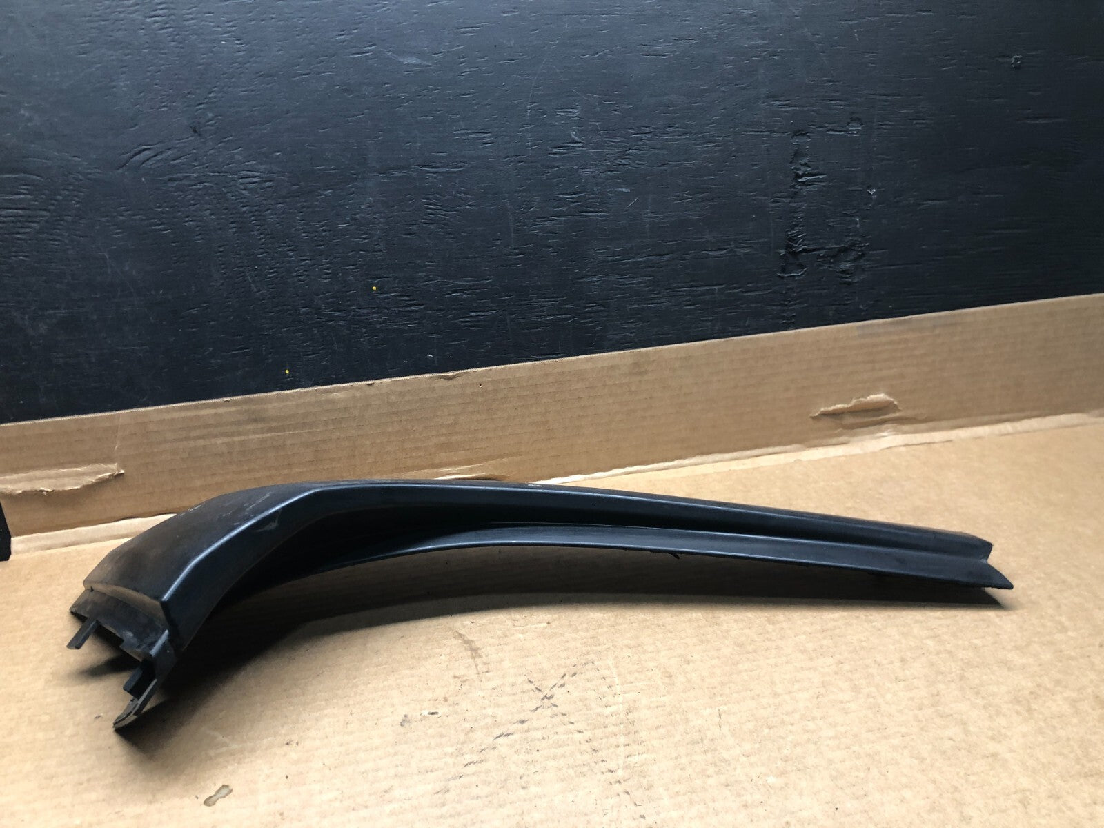 2011-2017 Honda Odyssey Right Passenger Rear Gate Spoiler Garnish H1521 DG2