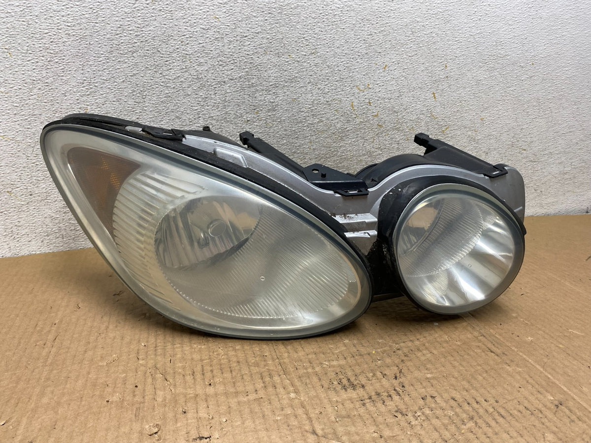 2005 - 2008 Buick Lacrosse Allure Right Passenger RH Headlight Halogen AI6629 DW0