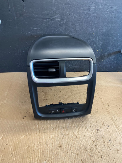 2011 - 2014 Dodge Avenger Center Dash Black Radio Trim Bezel Panel af1607 DG0